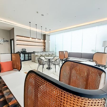The Excelsior Hotel Las Piñas 외부 사진
