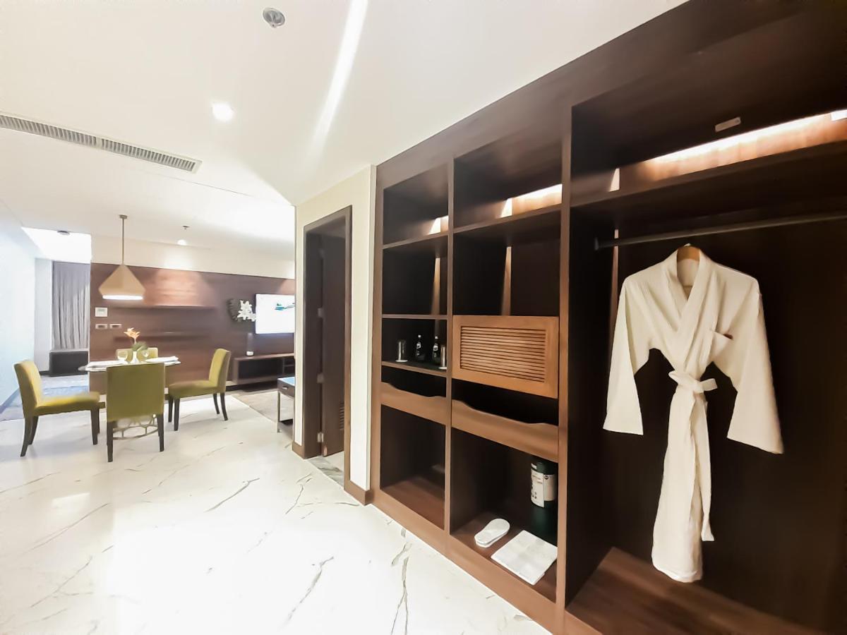 The Excelsior Hotel Las Piñas 외부 사진